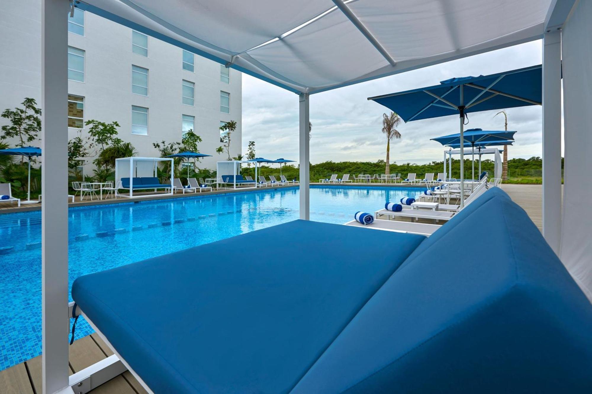 Express By Marriott Aeropuerto Riviera Hotel Cancún